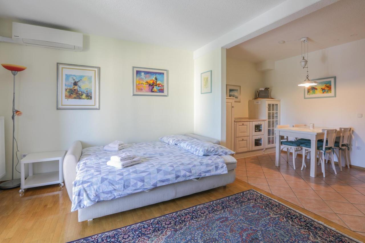 Apartment Amigo Bled Bagian luar foto